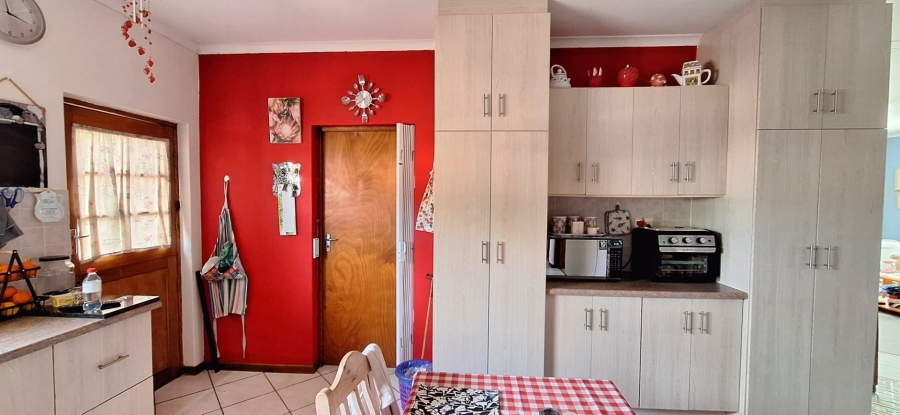 3 Bedroom Property for Sale in Albertinia Western Cape